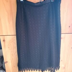 Due Per Due Black Knee Length Lace Skirt Size 8
